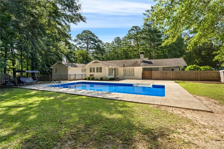 1700 Arrowhead Avenue, Opelika, Alabama 36801