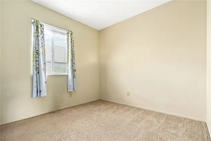 557 W Glenn Avenue B-203, Auburn, Alabama 36830