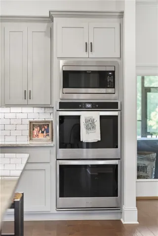 Bakers are sure to love the double ovens
