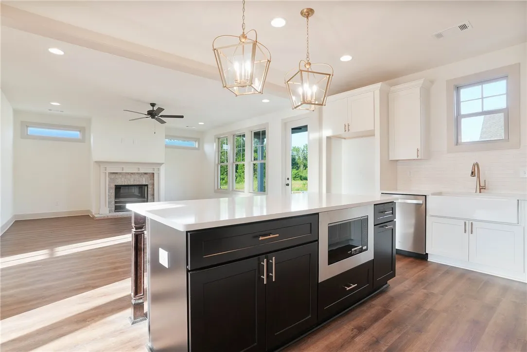 Soft Close Doors & Drawers for all cabinetry