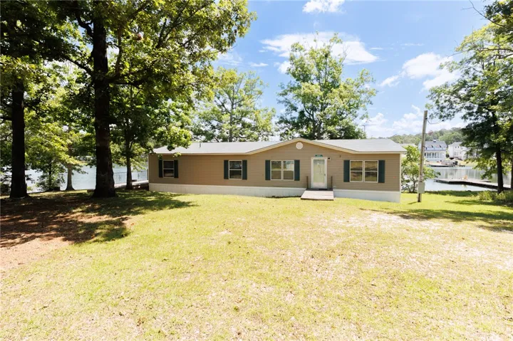 126 Blackjack Drive, Dadeville, Alabama 36853