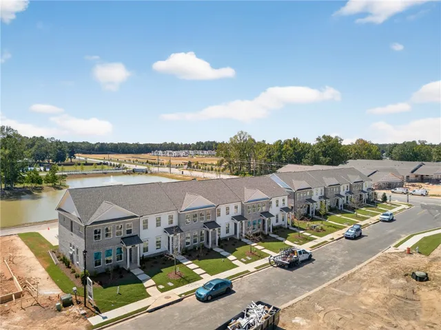 Photo not of subject property. Photo of finished building in community