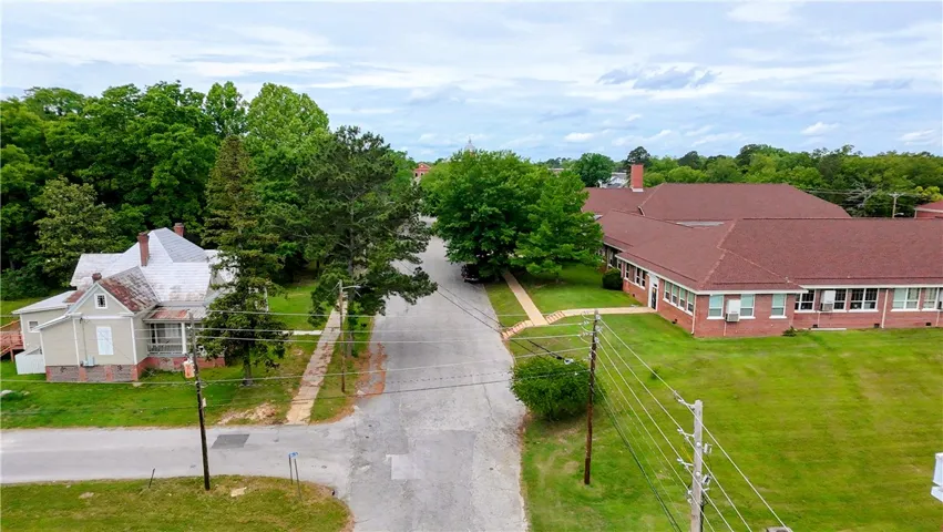 307 1st Avenue Se, Lafayette, Alabama 36862