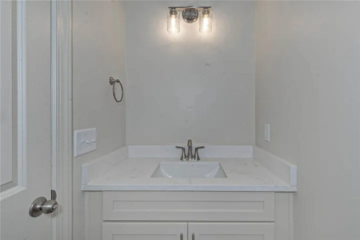 1621 Parker Creek Trail, Auburn, Alabama 36832