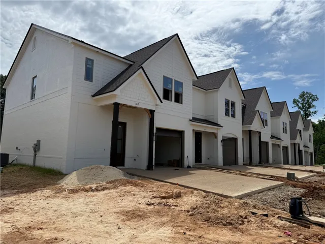 1621 Parker Creek Trail, Auburn, Alabama 36832