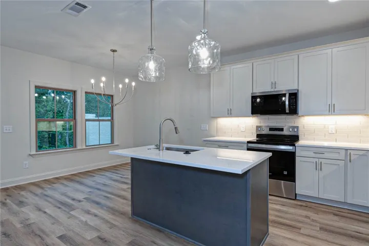 1625 Parker Creek Trail, Auburn, Alabama 36832