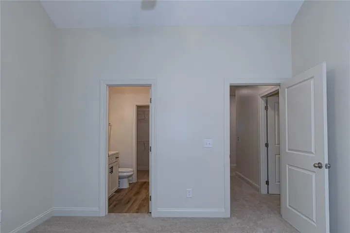 1627 Parker Creek Trail, Auburn, Alabama 36832