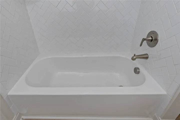 1627 Parker Creek Trail, Auburn, Alabama 36832