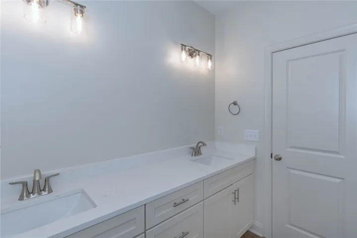 1629 Parker Creek Trail, Auburn, Alabama 36832
