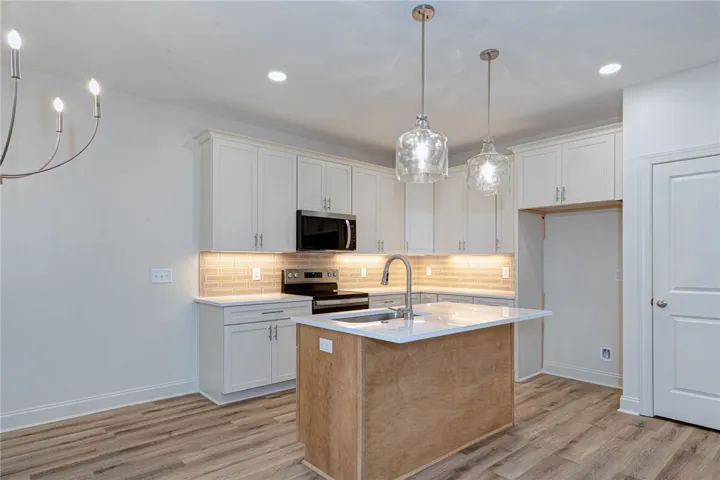 1629 Parker Creek Trail, Auburn, Alabama 36832