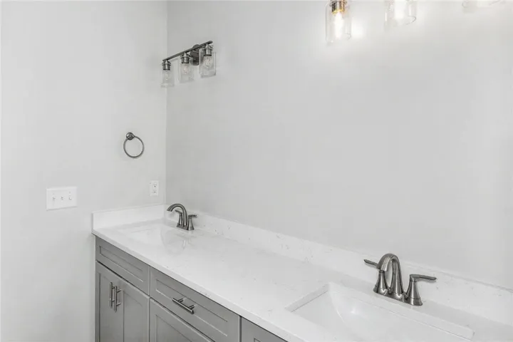 260 Spence Nolen Place, Auburn, Alabama 36832