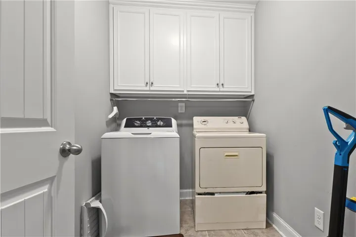2702 East Point Drive, Opelika, Alabama 36804