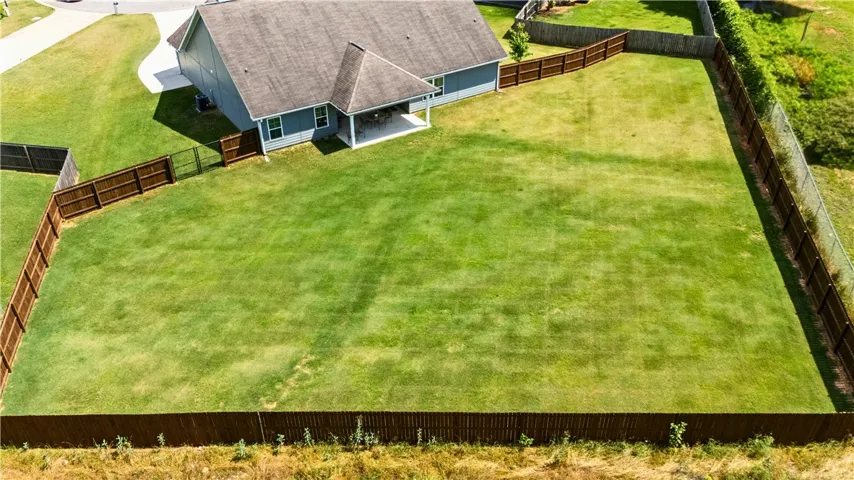 2702 East Point Drive, Opelika, Alabama 36804