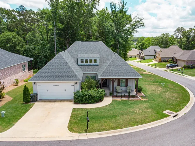 1695 Lois Lane, Auburn, Alabama 36832