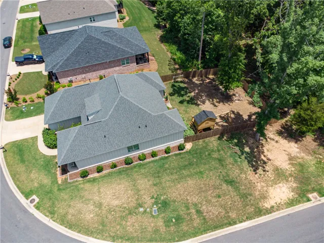 1695 Lois Lane, Auburn, Alabama 36832