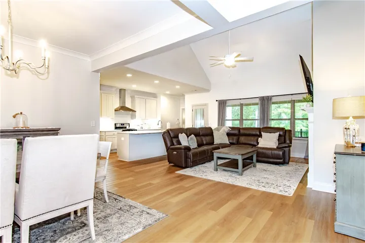 1695 Lois Lane, Auburn, Alabama 36832