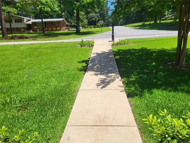 2503 14th Avenue, Valley, Alabama 36863