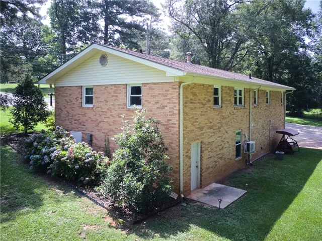 2503 14th Avenue, Valley, Alabama 36863