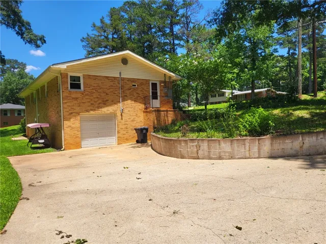 2503 14th Avenue, Valley, Alabama 36863