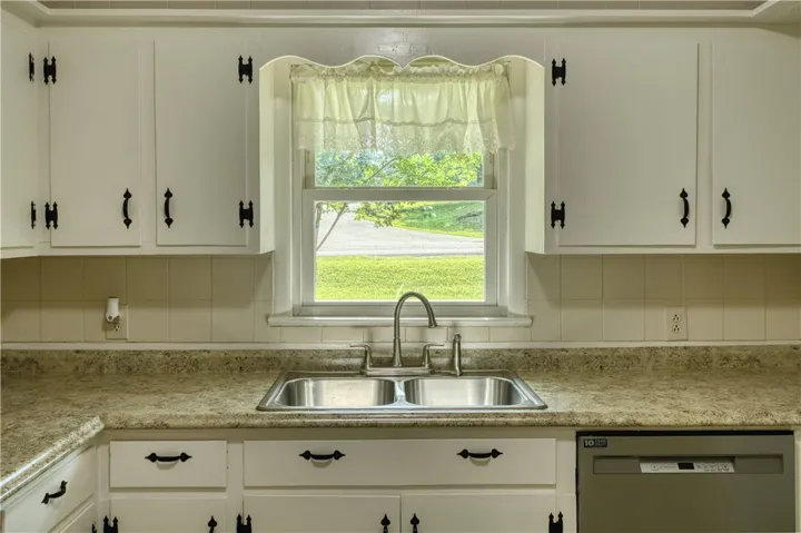 2503 14th Avenue, Valley, Alabama 36863