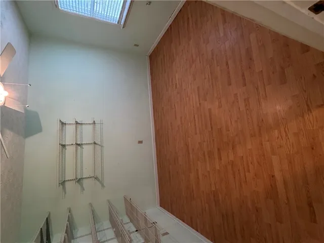 Hobby room or could be exersize room with shelving