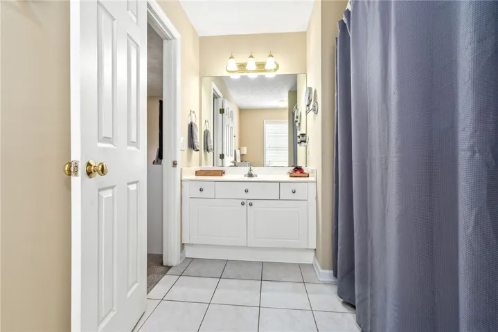1477 N Donahue Drive 3806, Auburn, Alabama 36830