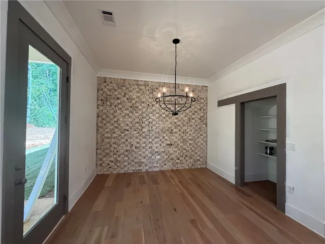 1027 E Glenn Avenue 605, Auburn, Alabama 36830