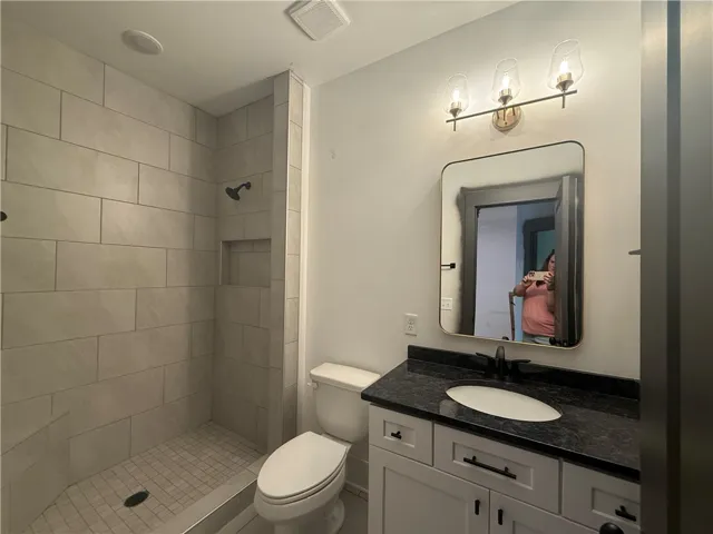 1027 E Glenn Avenue 402, Auburn, Alabama 36830