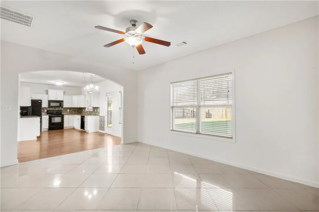 This bright interior features an open-concept design and ample natural light, perfect for contemporary living.