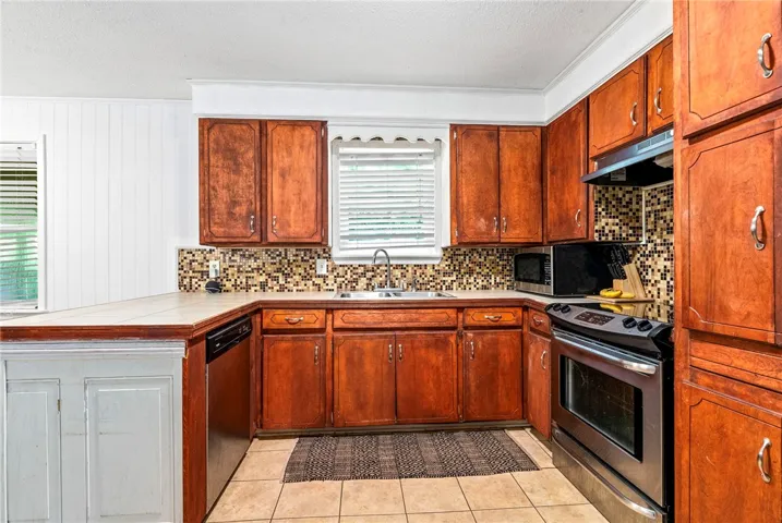 301 Ballard Avenue, Opelika, Alabama 36804