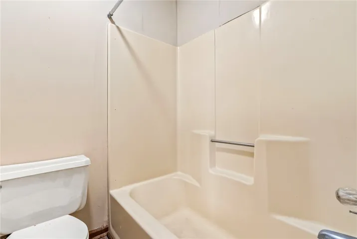 433 Harper Avenue 3, Auburn, Alabama 36830