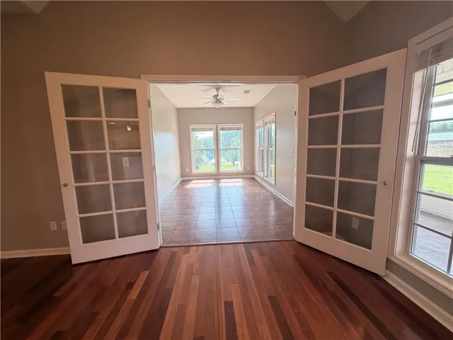 bonus room/sunroom