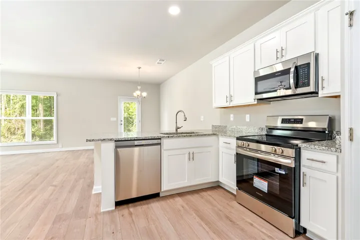 1215 Mccoy Street, Opelika, Alabama 36801