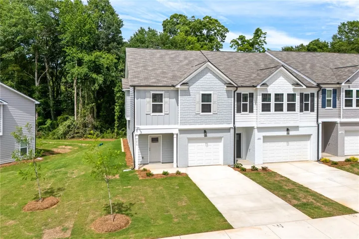 1215 Mccoy Street, Opelika, Alabama 36801