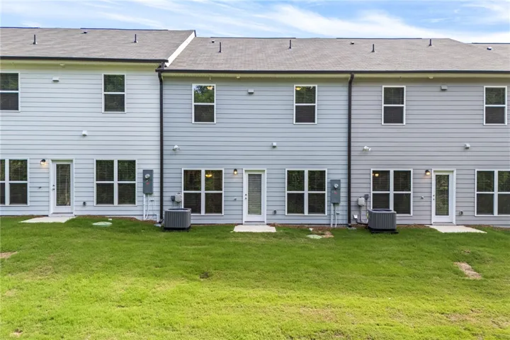 1233 Mccoy Street, Opelika, Alabama 36801