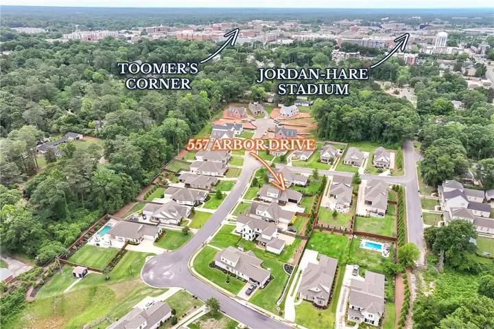 Convenient location from everything Auburn has to offer!