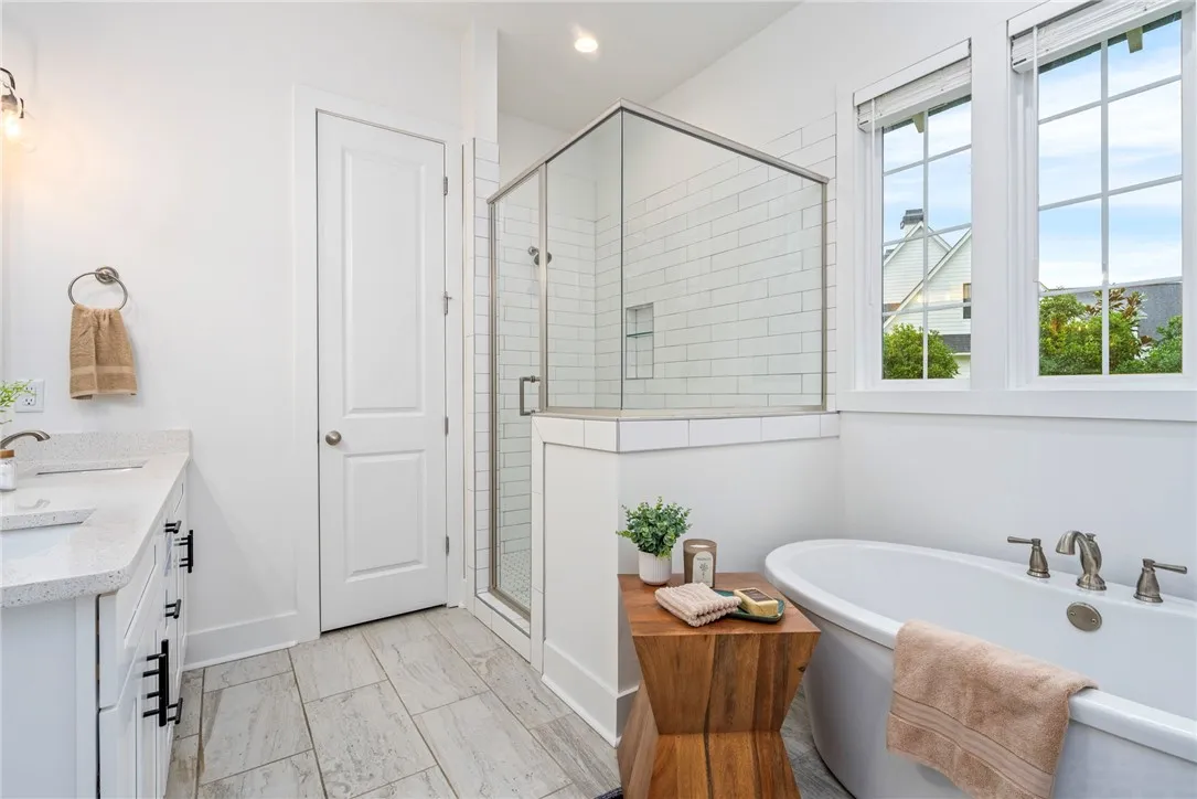 Primary bath