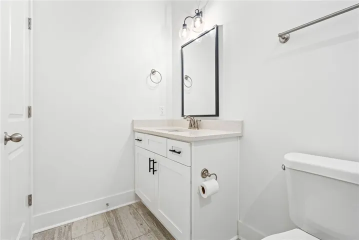 En suite for second primary.