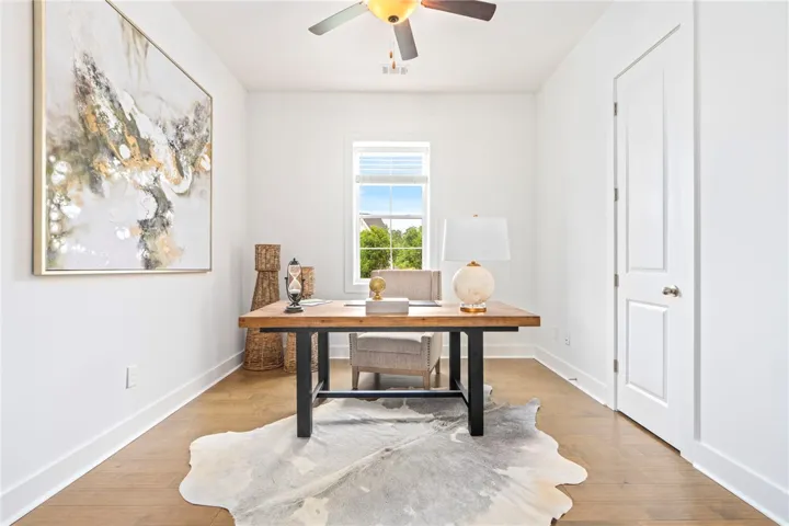 Office / Optional 2nd bedroom on main level