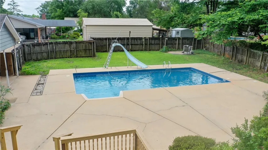 Pool liner replaced in 2026