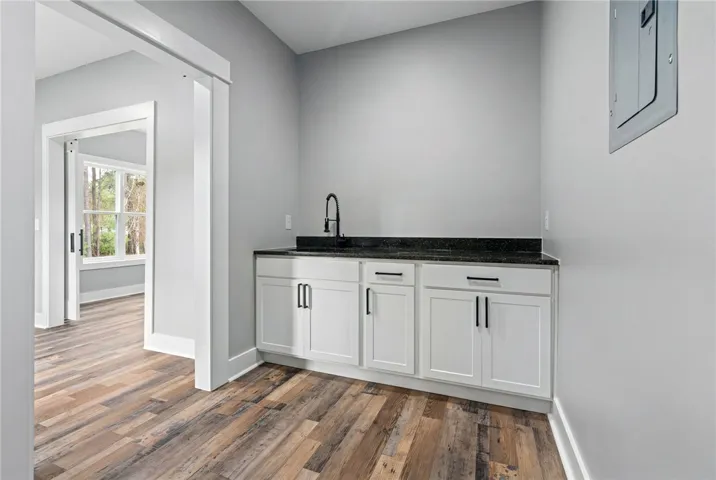 1033 Lee Road 353 N/a, Valley, Alabama 36854