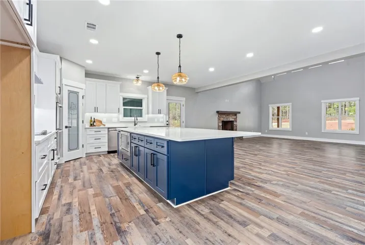 1033 Lee Road 353 N/a, Valley, Alabama 36854