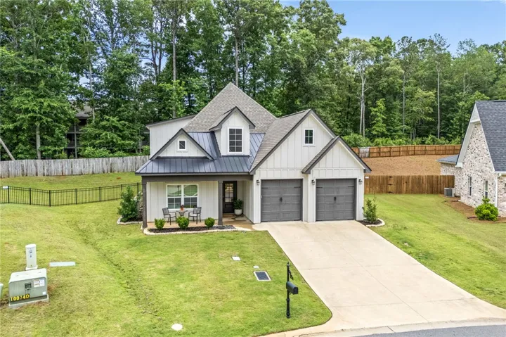 1765 Lois Lane, Auburn, Alabama 36832