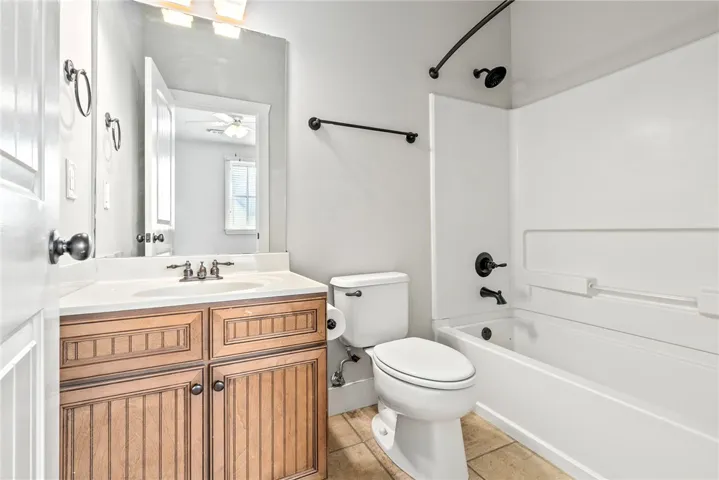 650 Dekalb Street 4302, Auburn, Alabama 38630