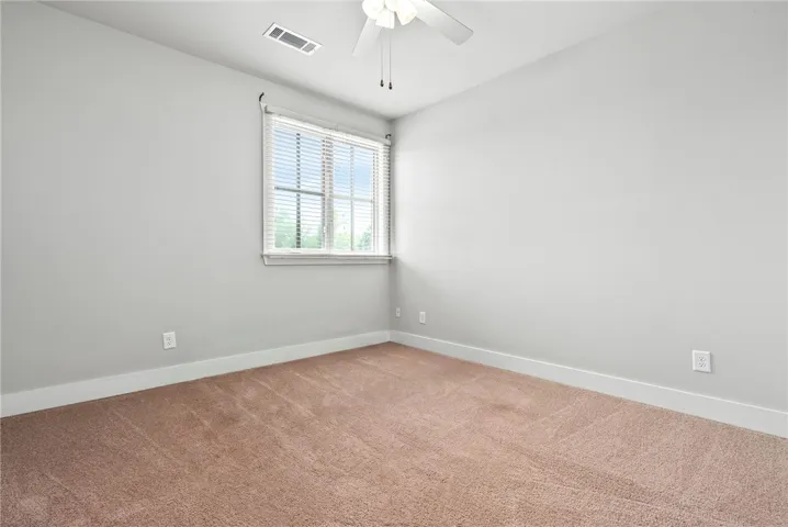 650 Dekalb Street 4302, Auburn, Alabama 38630