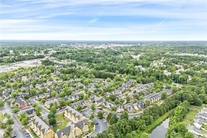 650 Dekalb Street 4302, Auburn, Alabama 38630