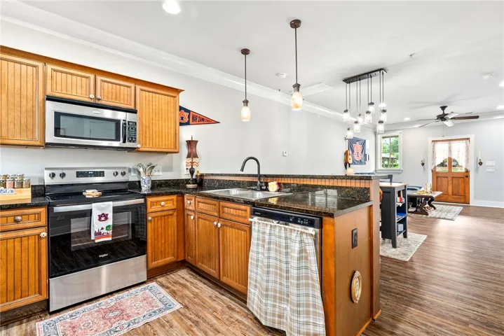 650 Dekalb Street 4302, Auburn, Alabama 38630