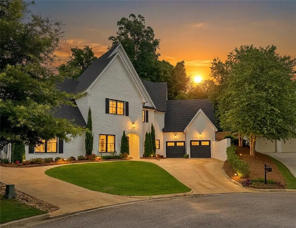 Cul-de-sac location with double driveways.