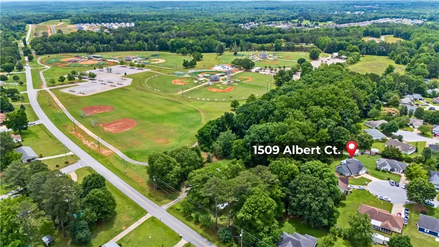 1509 Albert Court, Opelika, Alabama 36801