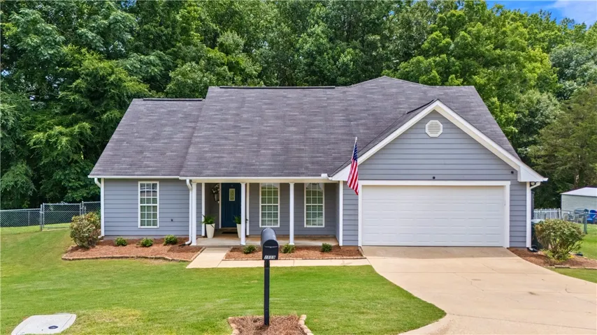 1509 Albert Court, Opelika, Alabama 36801